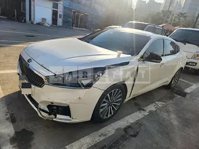 Photo 1 of 17: 2017 Kia K7 — Korean insurance auction
