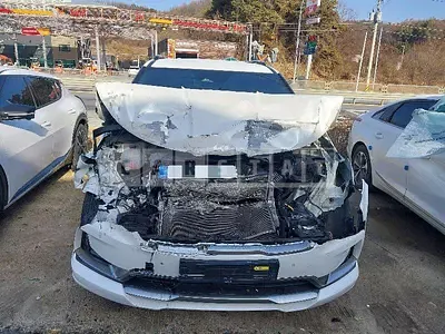 Photo 1 of 40: 2022 Kia Carnivals — Korean insurance auction