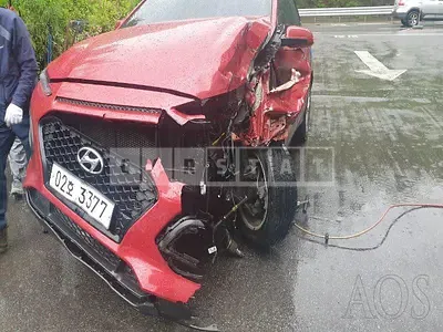 Photo 1 of 33: 2018 Hyundai Kona, VIN KMHK3816GJU139670 — Korean insurance auction