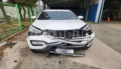 Photo 1 of 14: 2015 Hyundai Santa Fe DM — Korean insurance auction