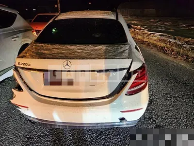 Photo 1 of 7: 2018 Mercedes-Benz E220 d — Korean insurance auction