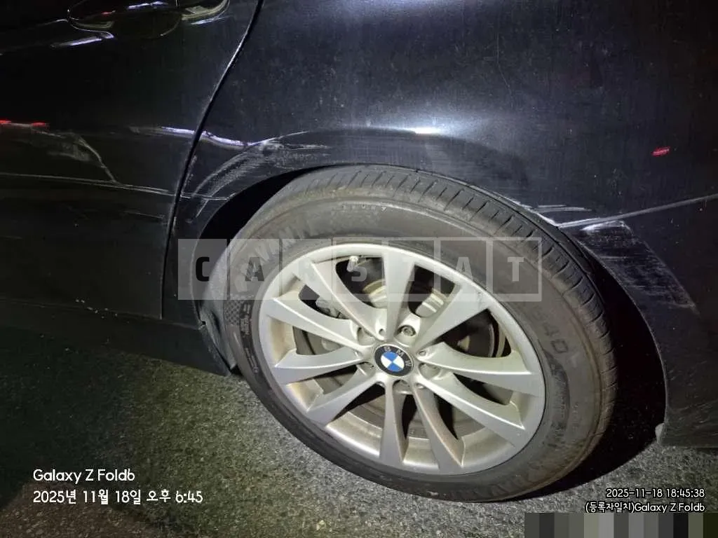 Photo 2 of 8: 2017 BMW 320d — Korean insurance auction