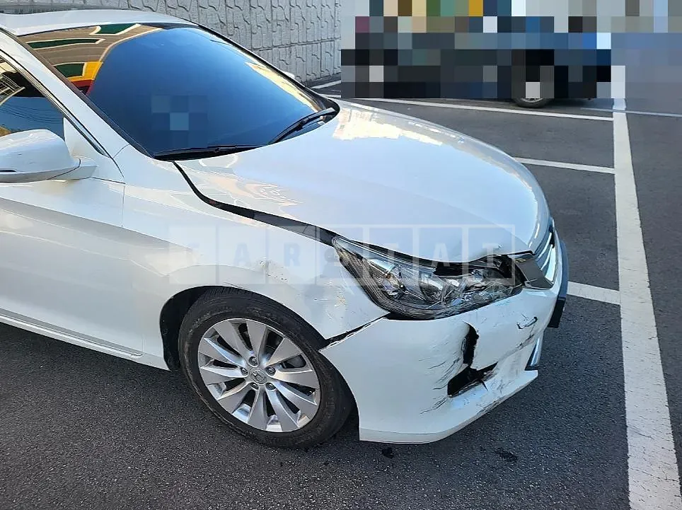 Photo 2 of 3: 2015 Honda Accord 2.4 — Korean insurance auction