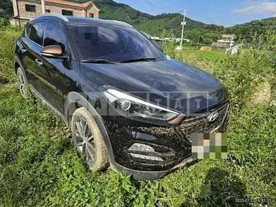 Photo 1 of 13: 2016 Hyundai Tucson TL — Korean insurance auction