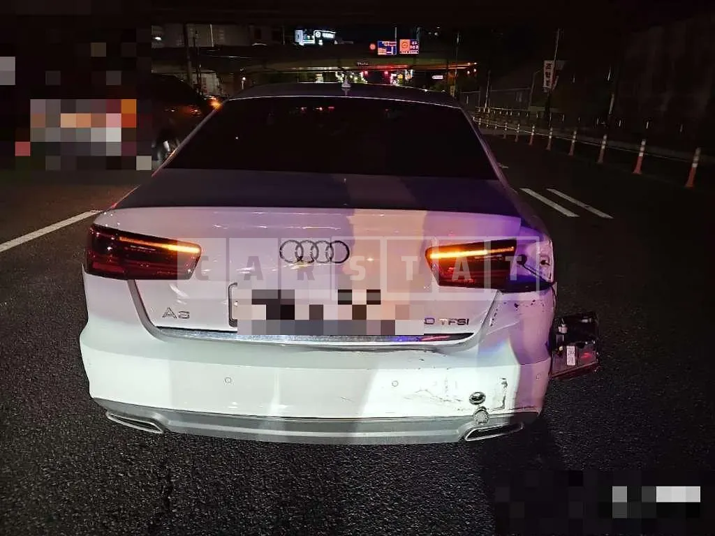 Photo 2 of 11: 2019 Audi A6 40 TFSI — Korean insurance auction