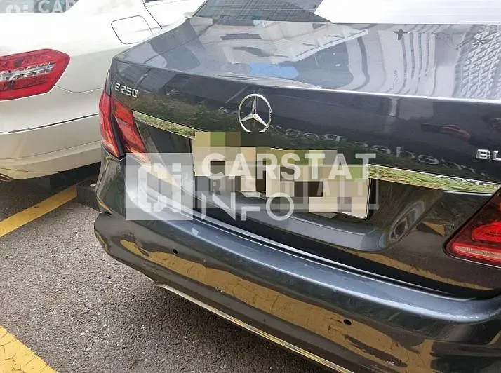 Photo 2 of 28: 2016 Mercedes-Benz E250 BlueTec 4Matic — Korean insurance auction