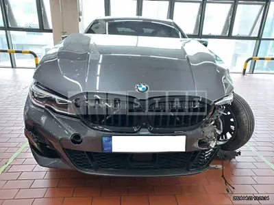 Photo 1 of 50: 2021 BMW 320i — Korean insurance auction