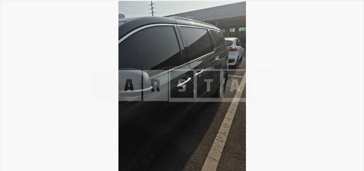 Photo 2 of 54: 2018 Kia Carnivals — Korean insurance auction