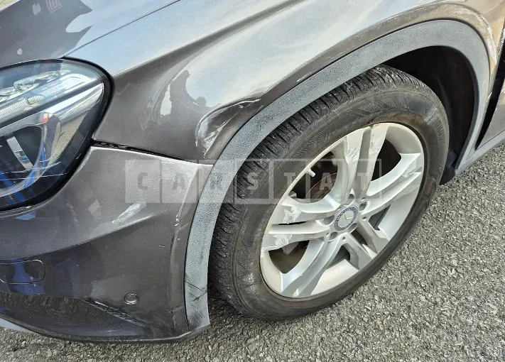 Photo 2 of 15: 2015 Mercedes-Benz GLA200 CDI 4Matic — Korean insurance auction