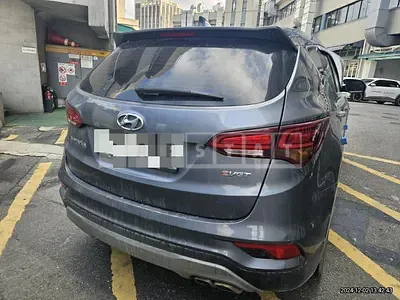 Photo 1 of 21: 2015 Hyundai Santa Fe DM 2.0 — Korean insurance auction