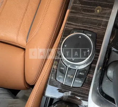 Photo 2 of 16: 2023 BMW 520i — Korean insurance auction