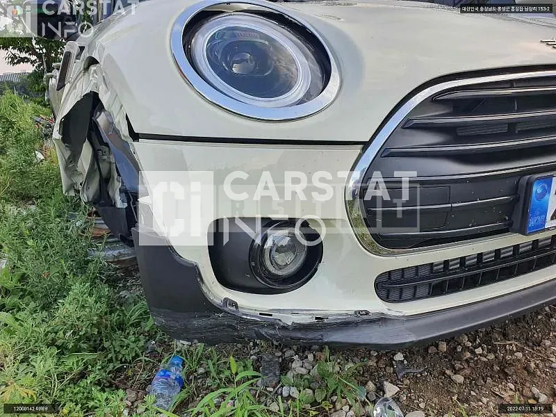 Photo 2 of 17: 2022 MINI Cooper Club Man, VIN WMWXJ3108N2S49246 — Korean insurance auction