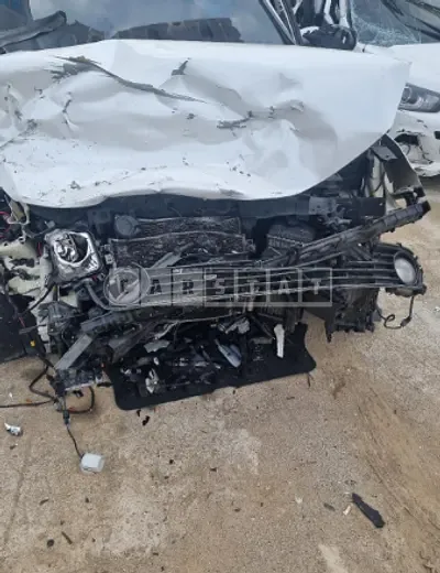 Photo 1 of 11: 2016 Kia K5 — Korean insurance auction