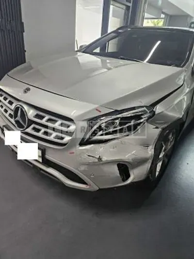 Photo 1 of 12: 2018 Mercedes-Benz GLA220 — Korean insurance auction