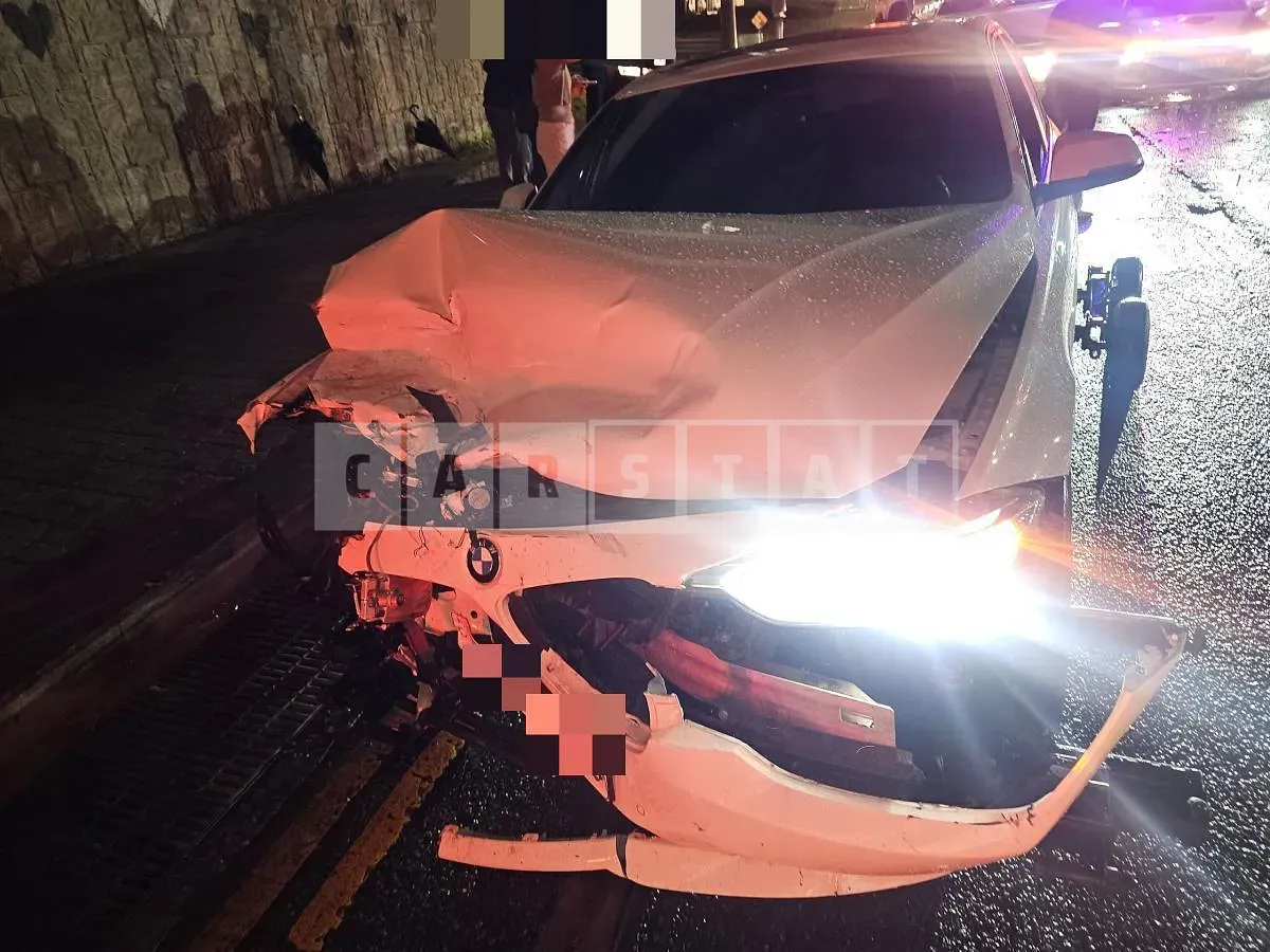 Photo 2 of 5: 2015 BMW 320d — Korean insurance auction