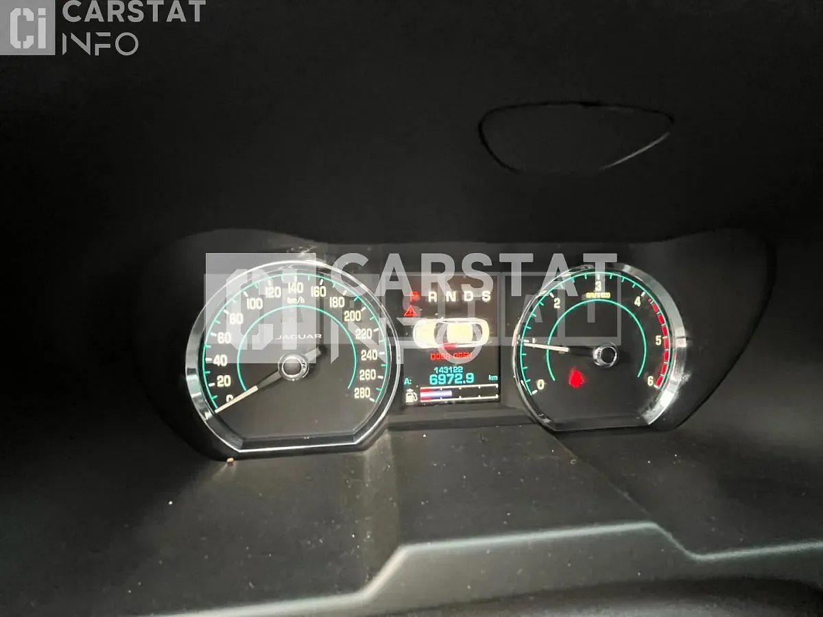 Photo 2 of 7: 2015 Jaguar XF 2.2d — Korean insurance auction