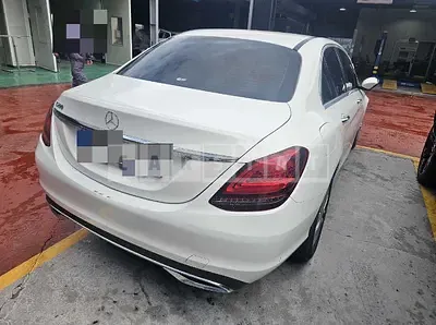 Photo 1 of 14: 2020 Mercedes-Benz C200 — Korean insurance auction