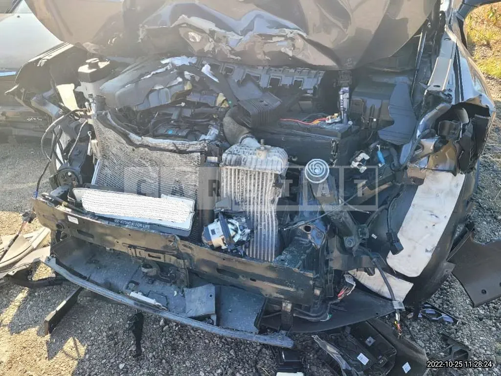 Photo 2 of 14: 2019 Hyundai Santa Fe, VIN KMHS381CBKU020913 — Korean insurance auction