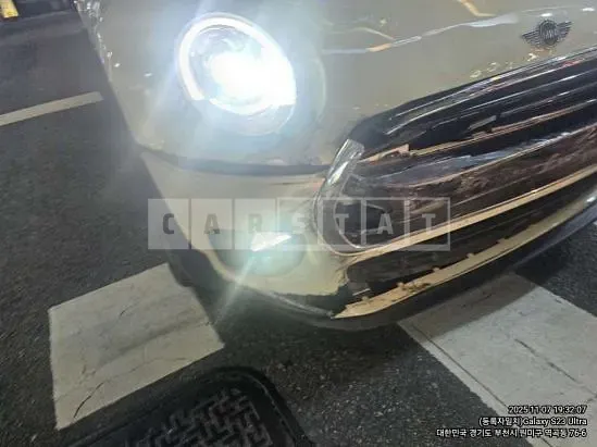 Photo 2 of 12: 2018 MINI Cooper Clubman — Korean insurance auction