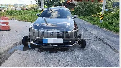 Photo 1 of 4: 2025 Kia Mr — Korean insurance auction