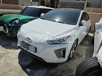 Photo 1 of 31: 2018 Hyundai IONIQ Electric Car — Korean insurance auction