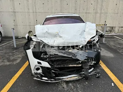 Photo 1 of 22: 2022 Audi Q4 40 e-tron 40, VIN WAUZZZFZ8NP044346 — Korean insurance auction