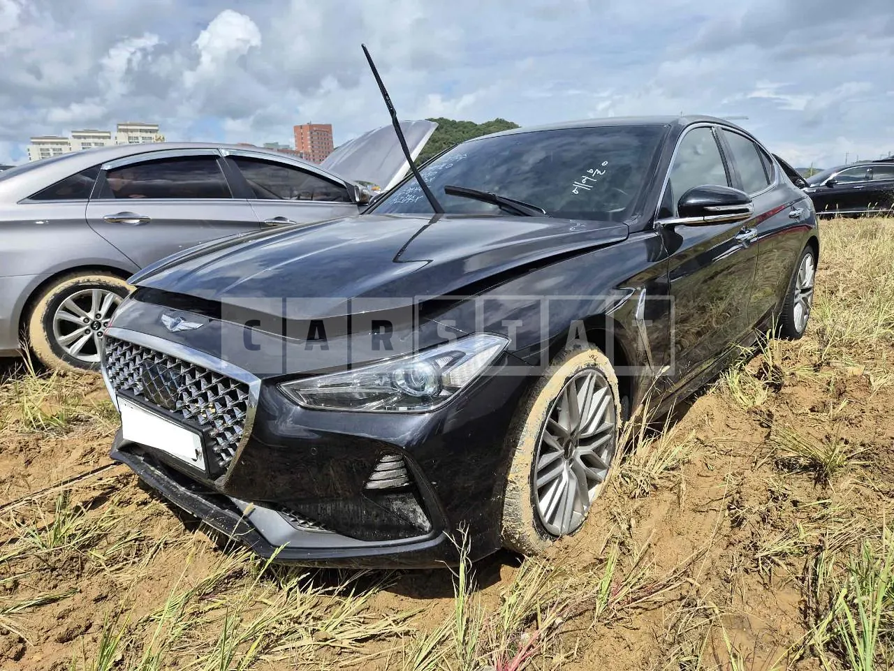 Photo 2 of 14: 2020 Genesis G70, VIN KMTG341ABLU065104 — Korean insurance auction