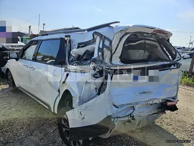 Photo 1 of 10: 2023 Kia Carnival 3.5 — Korean insurance auction