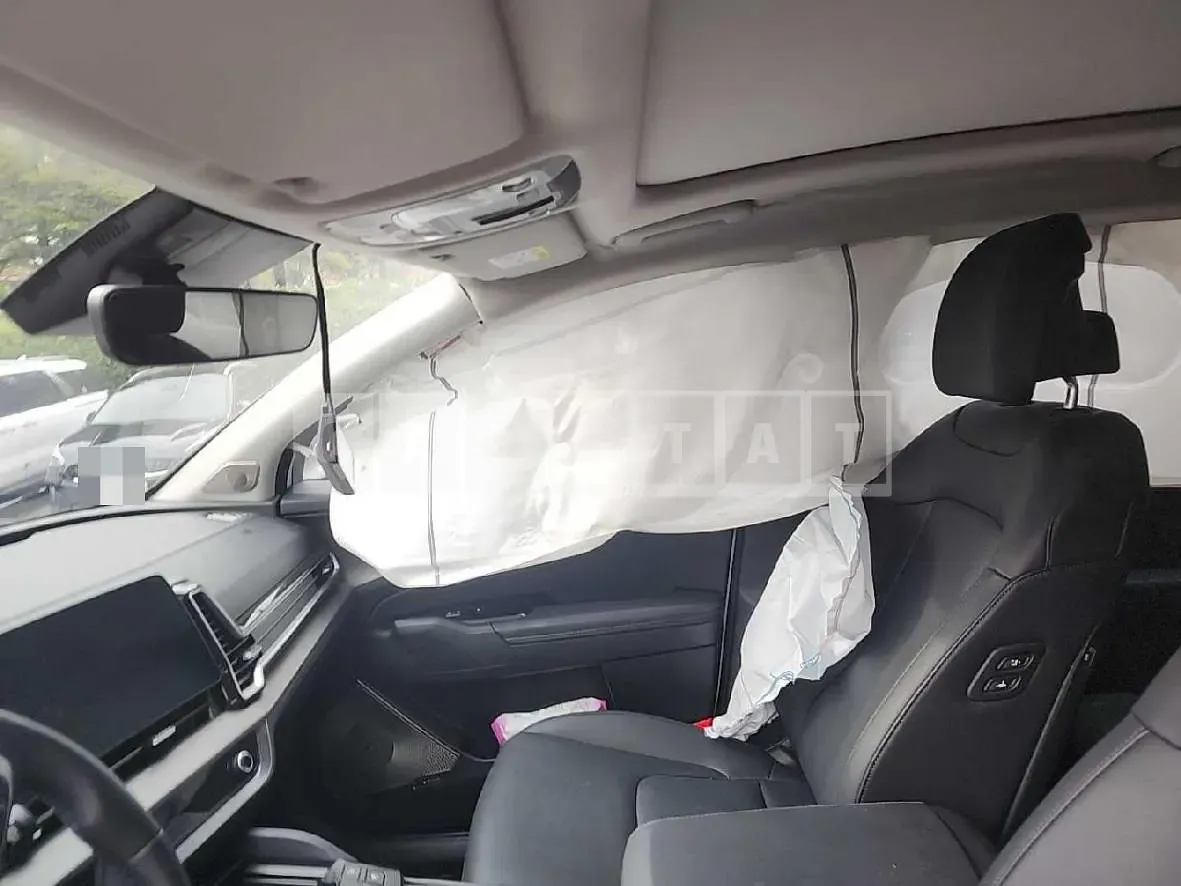 Photo 2 of 12: 2023 Kia Sportage Hybrid, VIN KNAPX81GBPK070869 — Korean insurance auction