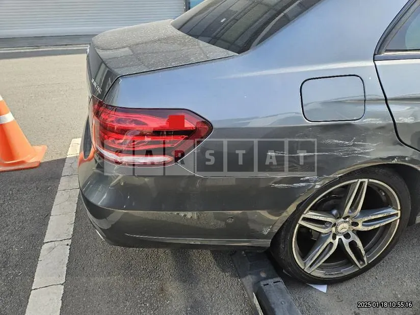 Photo 2 of 13: 2016 Mercedes-Benz E220 BlueTec — Korean insurance auction