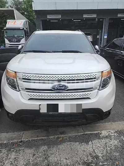 Photo 1 of 31: 2015 Ford Explorer — Korean insurance auction
