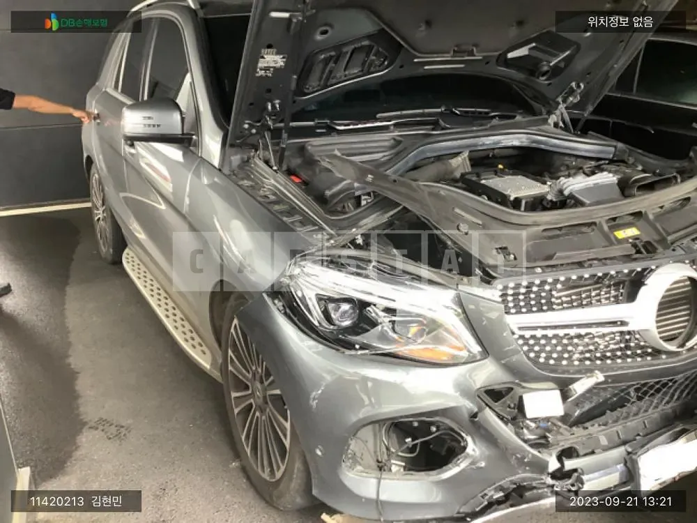 Photo 2 of 10: 2018 Mercedes-Benz GLE350d, VIN WDCDA2EB6JB104089 — Korean insurance auction