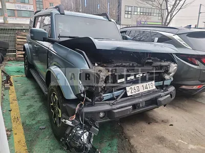 2022 FORD Bronco 2.7