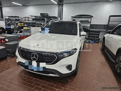 Photo 1 of 12: 2022 Mercedes-Benz EQB300 4Matic — Korean insurance auction