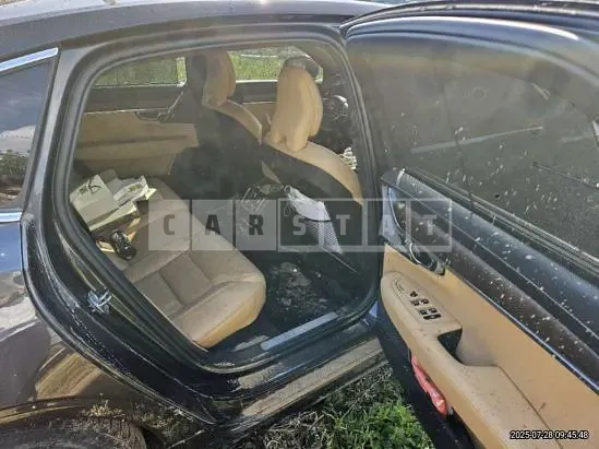 Photo 2 of 10: 2022 Volvo S90 B5 — Korean insurance auction