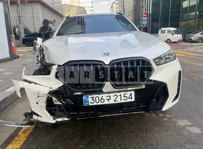 Photo 1 of 50: 2025 BMW X6 xDrive 40i — Korean insurance auction