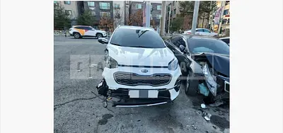 Photo 1 of 56: 2019 Kia Sportage Gasoline — Korean insurance auction
