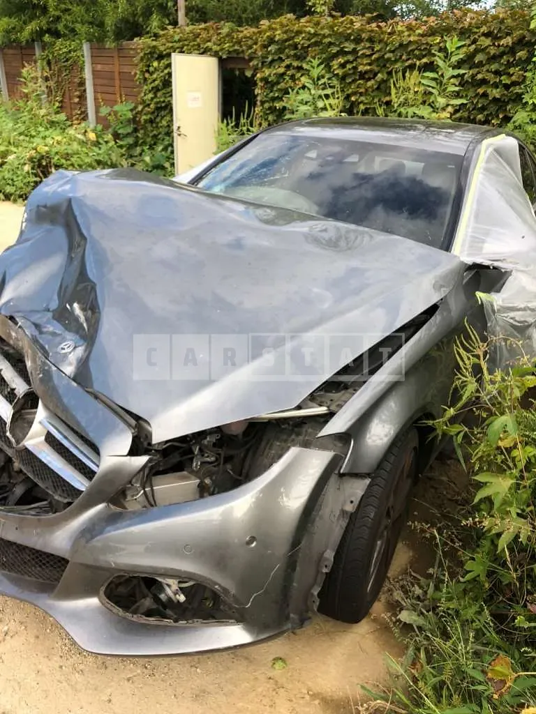 Photo 2 of 11: 2018 Mercedes-Benz C 220d, VIN WDDWF0EB8JR364950 — Korean insurance auction