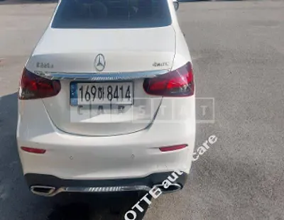 Photo 1 of 26: 2022 Mercedes-Benz E220 d 4Matic — Korean insurance auction