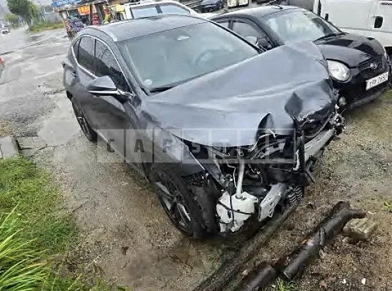 Photo 2 of 6: 2022 Lexus NX350h — Korean insurance auction