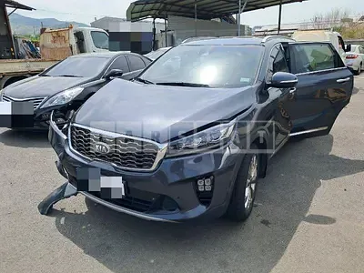 Photo 1 of 16: 2019 Kia Sorento — Korean insurance auction