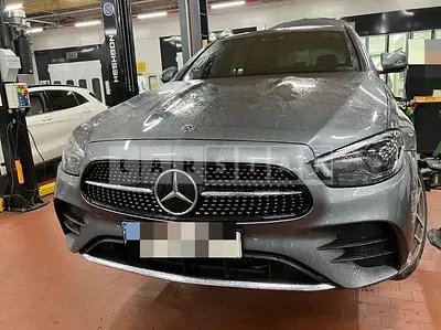 Photo 1 of 22: 2021 Mercedes-Benz E220 d 4Matic — Korean insurance auction