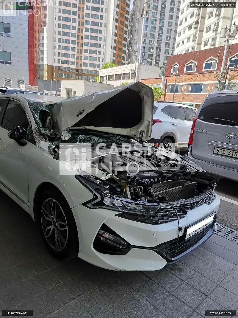 Photo 2 of 17: 2020 Kia K5, VIN KNAG341ABLA049846 — Korean insurance auction