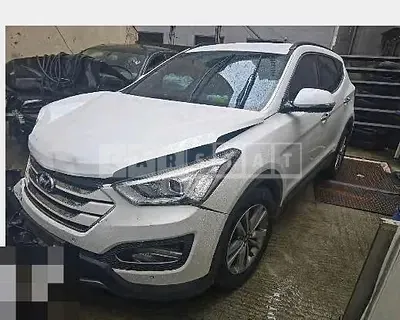 Photo 1 of 21: 2015 Hyundai Santa Fe DM — Korean insurance auction
