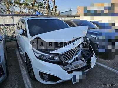 Photo 1 of 12: 2016 Kia Carnival 2.2 — Korean insurance auction