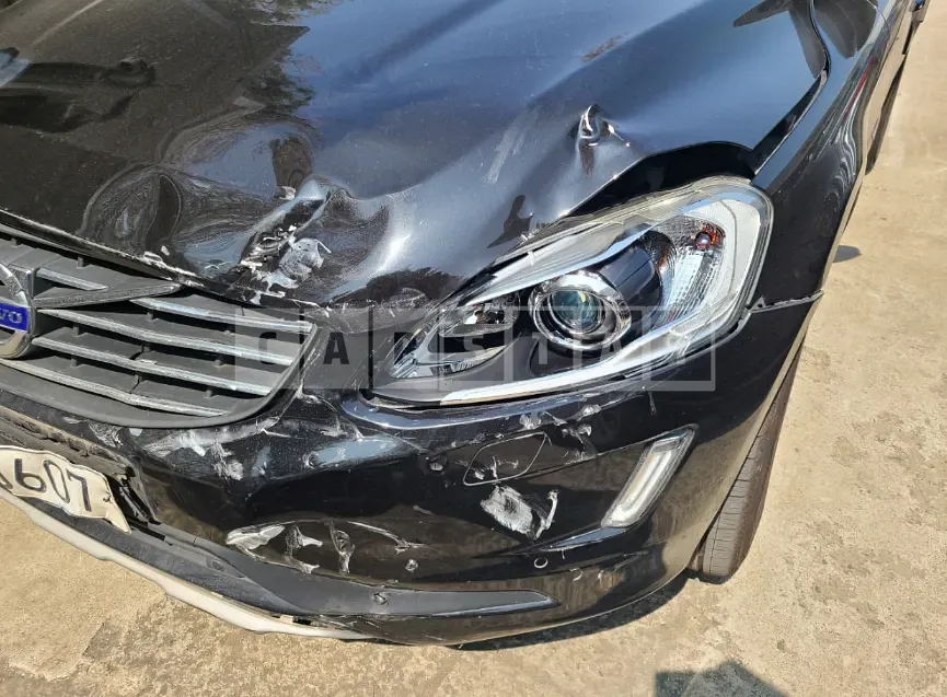 Photo 2 of 11: 2016 Volvo XC60 D4, VIN YV1DZA8BDG2860449 — Korean insurance auction