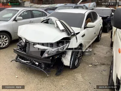 Photo 1 of 8: 2015 Kia K5, VIN KNAGN418BFA625733 — Korean insurance auction