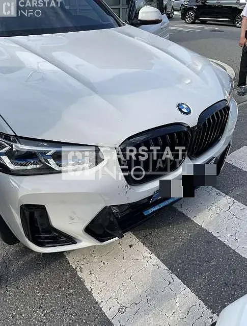 Photo 2 of 12: 2022 BMW X3 xDrive20i, VIN WBA31DP02N9L32142 — Korean insurance auction