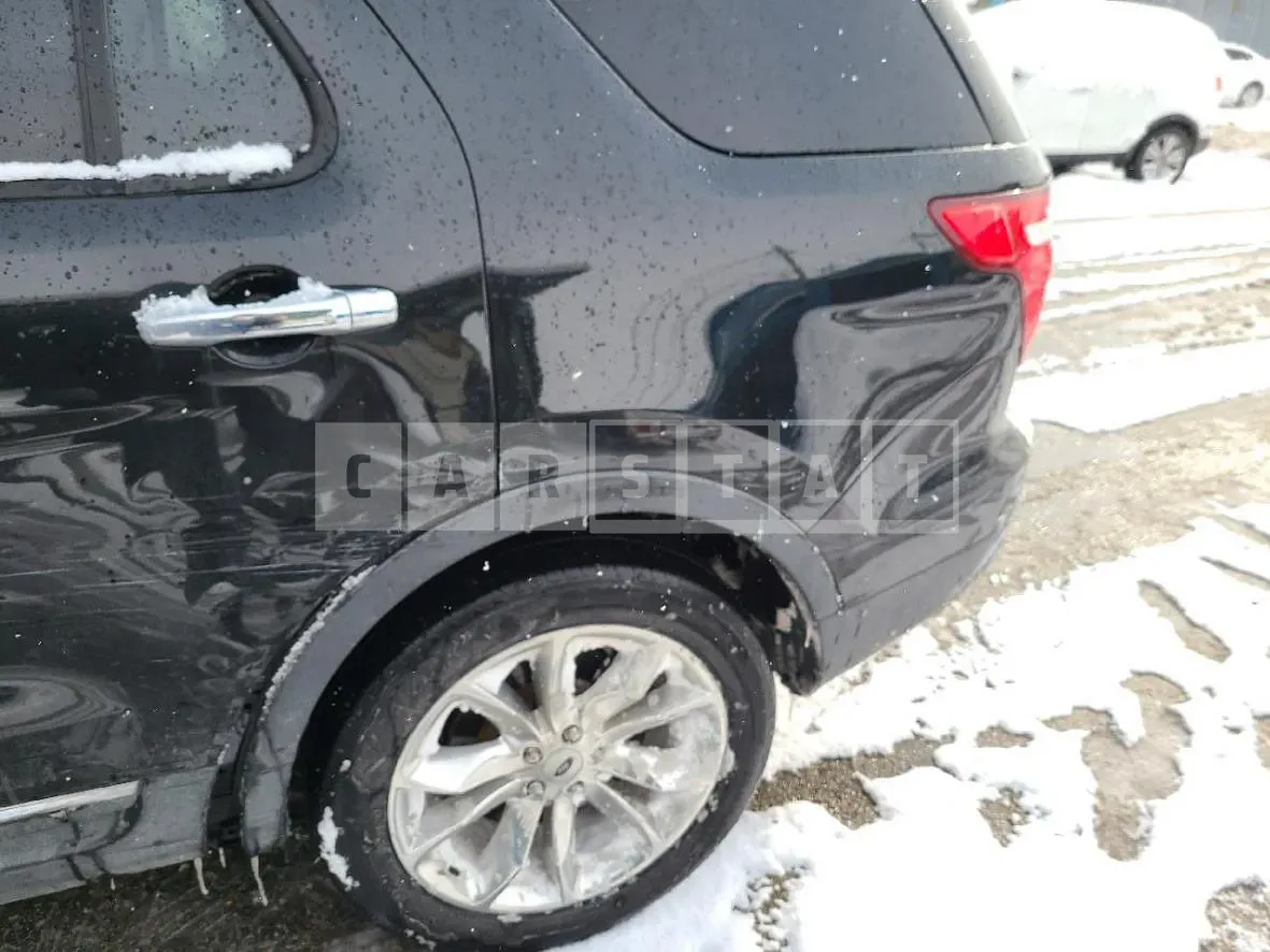 Photo 2 of 14: 2015 Ford Explorer, VIN 1FM5K8F83FGB77715 — Korean insurance auction