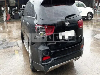 Photo 1 of 10: 2018 Kia Sorento — Korean insurance auction